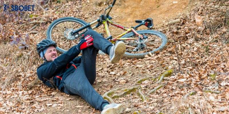 Tình huống té xe đạp xuất hiện phổ biến ngoài thật lẫn trong giấc mơ