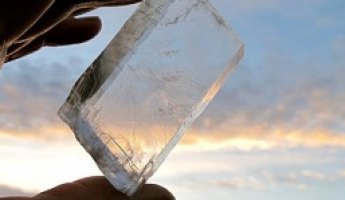 Sunstone Viking navigation sunstone