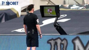 Sử dụng VAR sẽ tăng tính công bằng cho trận đấu bóng đá